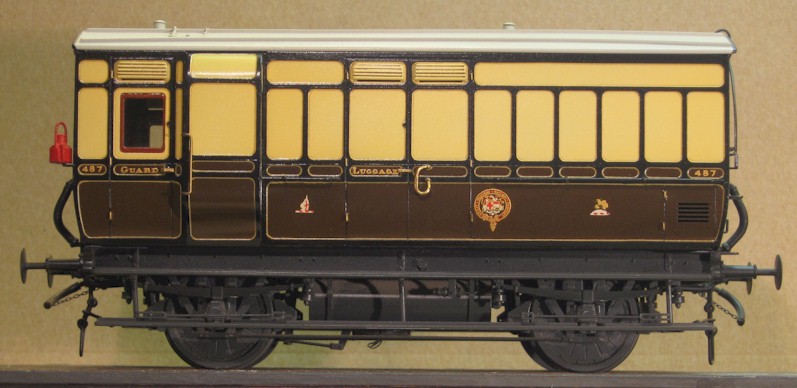 GWR 4-wheel Passenger Luggage Van to Diagram V2, 0 gauge kit by Colin Waite built by David L O Smith