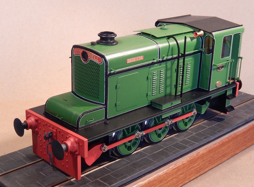 Hudswell Clarke 0-6-0 diesel mechanical locomotive 7mm scale 0 gauge by David L O Smith