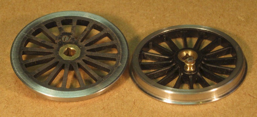 Slater's 0 gauge (7mm scale) wheel with replacement crankpin.